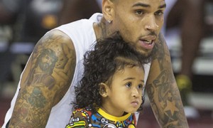 Chris Brown brings baby Royalty out on the court at Power 106 Basketball Game Sunday
Pictured: Chris Brown and Royalty
Ref: SPL1132284  200915  
Picture by: Holly Heads LLC / Splash News
Splash News and Pictures
Los Angeles:310-821-2666
New York:212-619-2666
London:870-934-2666
photodesk@splashnews.com